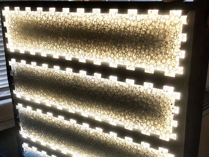 Filtrul fotocatalitic KtV luminat de LED-uri albe